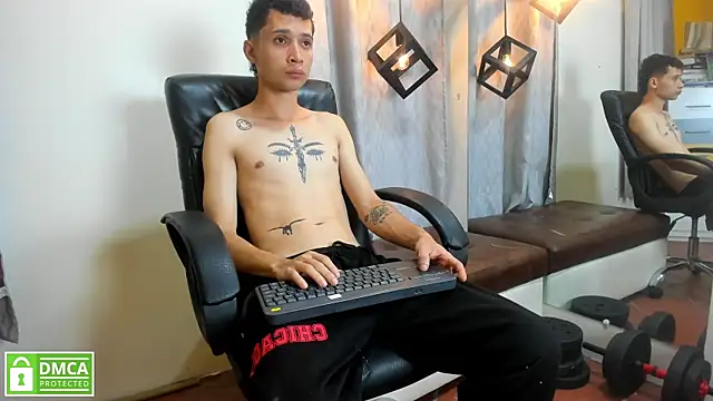 LucassSmith11 online show from July 28, 2026, 2:40 am