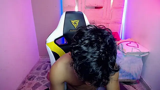 Green XoX online show from February 5, 2026, 12:54 pm