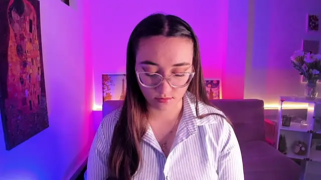 SwettieSammy online show from May 20, 2026, 12:44 pm