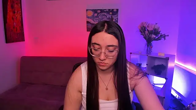 SwettieSammy online show from June 10, 2026, 12:26 pm