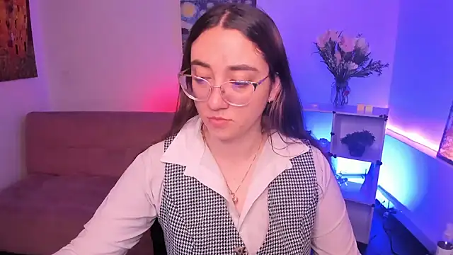SwettieSammy online show from June 12, 2026, 12:26 pm