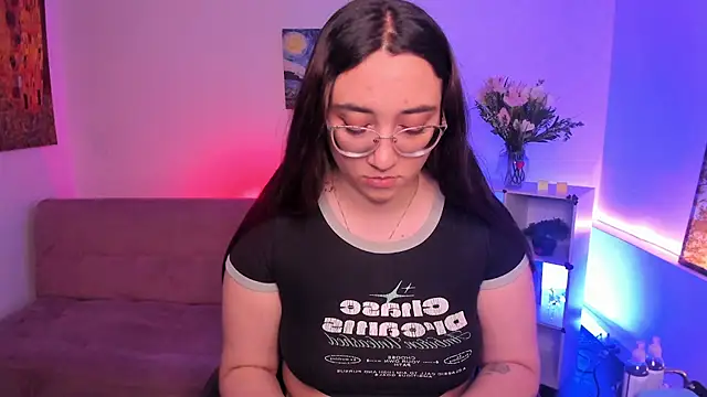 SwettieSammy online show from July 3, 2026, 12:33 pm