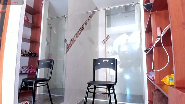 Snapshot of AnitaDuque chatting on March 14, 2026, 3:12 am AnitaDuque online show from March 14, 2026, 3:12 am