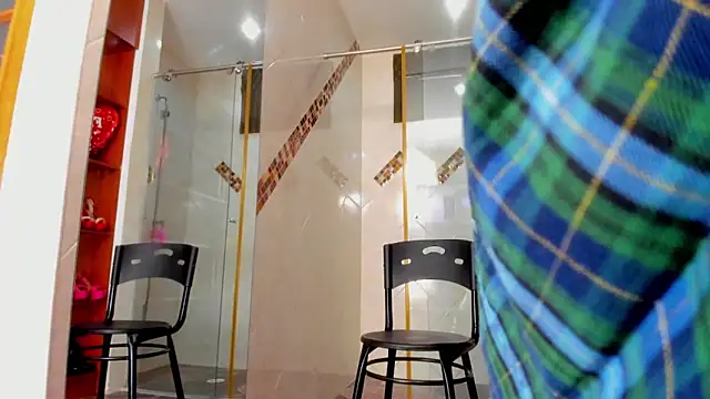 Snapshot of AnitaDuque chatting on March 21, 2026, 3:33 am AnitaDuque online show from March 21, 2026, 3:33 am