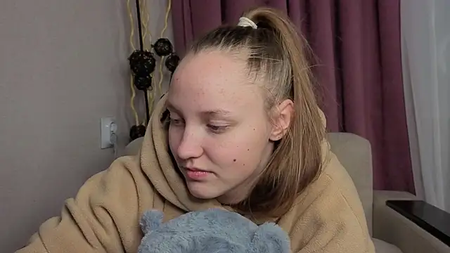 BibiStapler online show from December 19, 2025, 7:10 pm