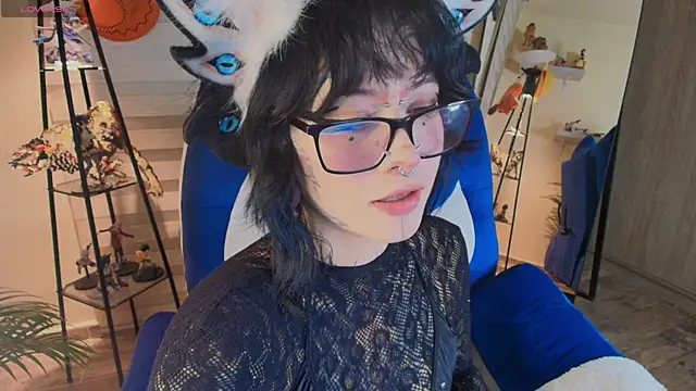 AryRousse online show from March 25, 2026, 2:39 am