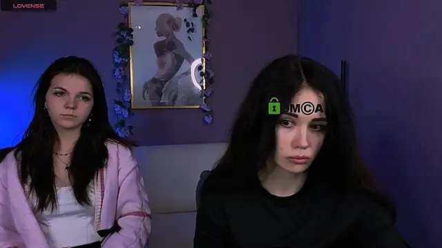 mikameovv online show from December 19, 2025, 9:11 pm