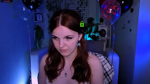 mikameovv online show from June 17, 2026, 11:38 pm
