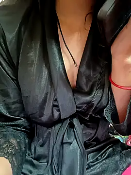 Rukmadi hot online show from December 17, 2025, 4:40 am