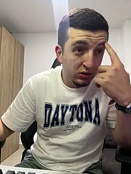 Liam jones10 online show from February 3, 2026, 7:41 pm