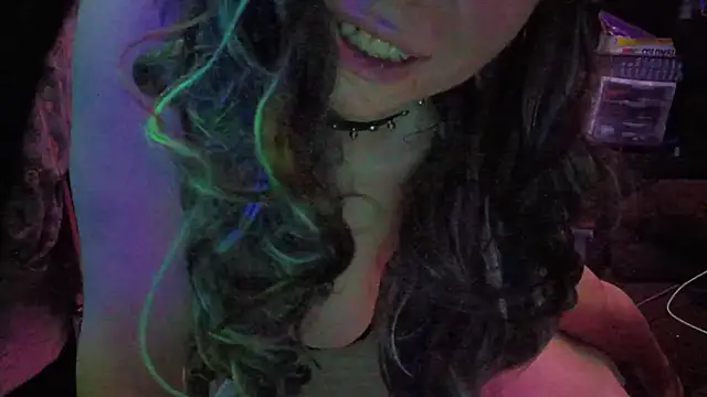 Snapshot of spunfoxxx chatting on January 13, 2026, 8:03 pm spunfoxxx online show from January 13, 2026, 8:03 pm