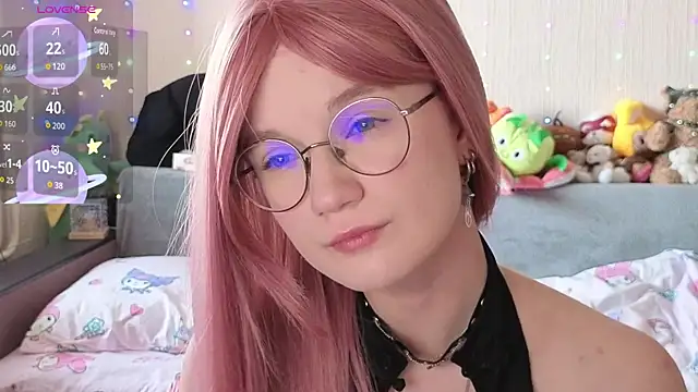 Kitty smalltits online show from February 9, 2026, 5:55 am