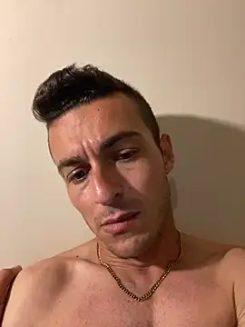 3turkish6model9 online show from May 13, 2026, 1:36 am