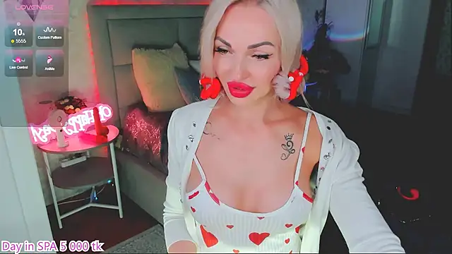 Lola Bombita online show from May 12, 2026, 12:35 pm