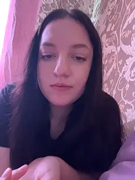 DianazLove1 online show from April 15, 2026, 9:38 am