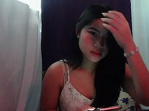 Allysonxx05 online show from February 8, 2026, 11:08 pm