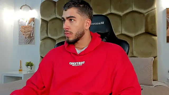 Franco banderas online show from February 13, 2026, 10:11 am