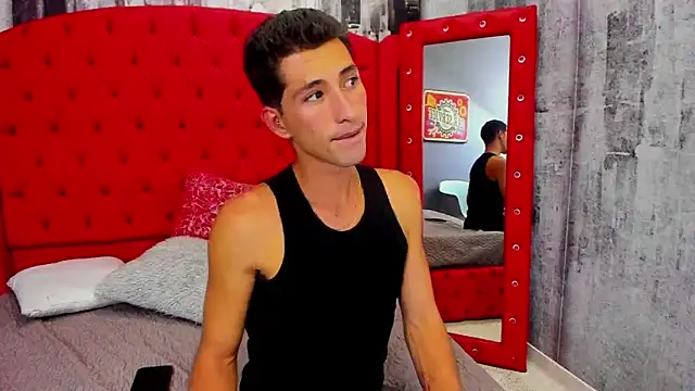 jay Bluee1 online show from December 18, 2025, 8:37 pm