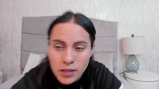 Naomii BDSM online show from February 14, 2026, 8:27 pm