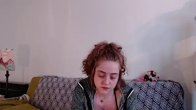 DeliaBlew online show from January 17, 2026, 8:34 pm