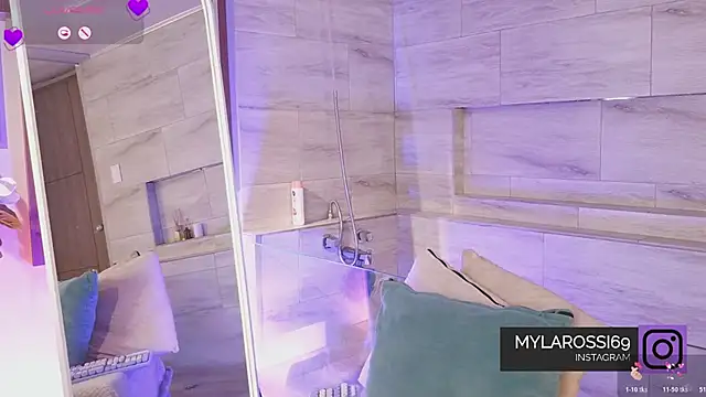 Mylarossi online show from May 4, 2026, 5:31 pm