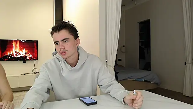 DuoLiveX online show from December 2, 2025, 5:35 am