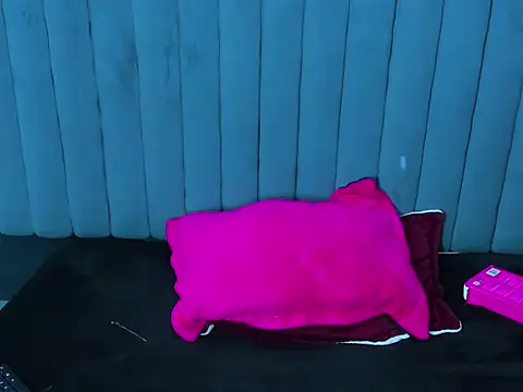 ScarlethJonz online show from March 24, 2026, 2:33 pm