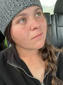 WattledFourth online show from December 15, 2025, 8:24 pm