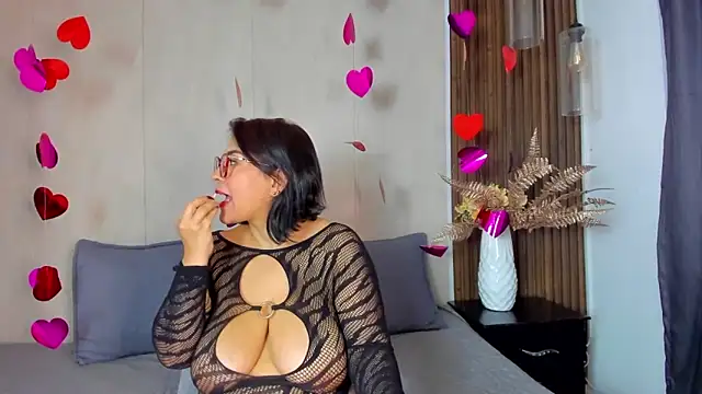 Snapshot of Meggan_Moree chatting on February 26, 2026, 6:29 pm Meggan Moree online show from February 26, 2026, 6:29 pm