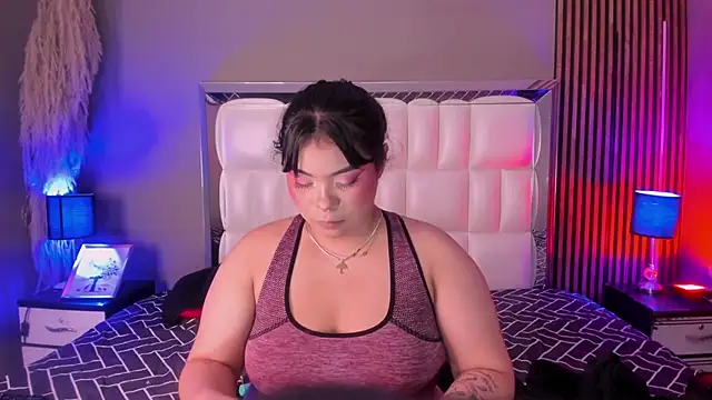 xCharlotte 20 online show from March 16, 2026, 8:46 pm