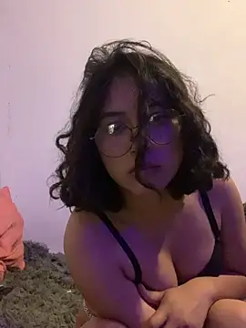 Arely-L1 online show from March 28, 2026, 7:08 am