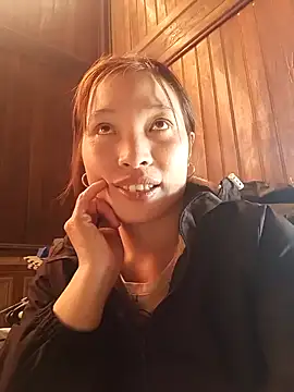 Evelyn-n online show from November 30, 2025, 7:23 am