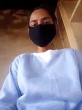 cutegirlm online show from January 14, 2026, 8:53 am