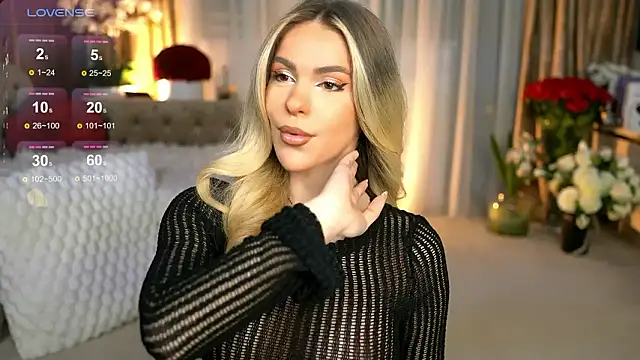 ChloeVelvetx online show from March 12, 2026, 9:32 pm