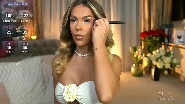 ChloeVelvetx online show from July 28, 2026, 8:52 pm