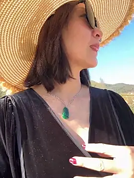 A-ZJunn online show from February 20, 2026, 7:21 am