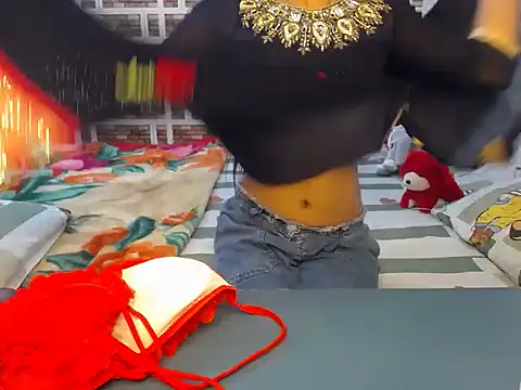 Parimodel19 online show from January 10, 2026, 12:23 am