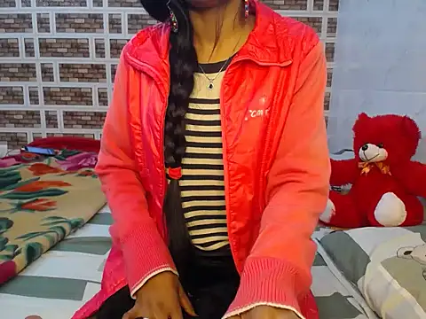 Parimodel19 online show from January 17, 2026, 12:43 pm