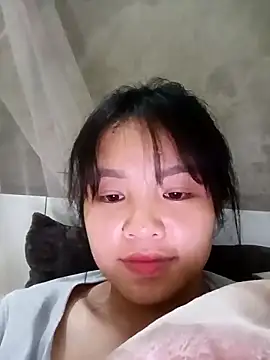 Pretty-haert online show from May 7, 2026, 2:39 am