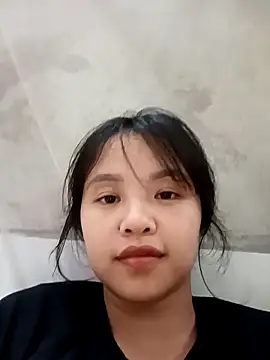 Pretty-haert online show from May 8, 2026, 5:24 am
