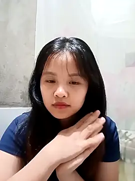 Snapshot of Pretty-haert chatting on May 11, 2026, 4:04 pm Pretty-haert online show from May 11, 2026, 4:04 pm