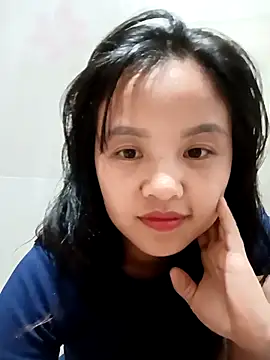 Snapshot of Pretty-haert chatting on May 12, 2026, 5:15 am Pretty-haert online show from May 12, 2026, 5:15 am