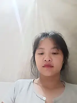 Snapshot of Pretty-haert chatting on May 17, 2026, 11:45 pm Pretty-haert online show from May 17, 2026, 11:45 pm