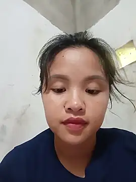 Snapshot of Pretty-haert chatting on June 15, 2026, 4:47 am Pretty-haert online show from June 15, 2026, 4:47 am