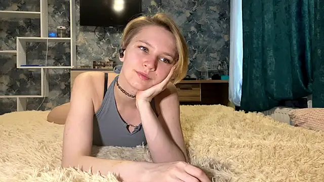 StephanieHilz online show from December 22, 2025, 6:10 am