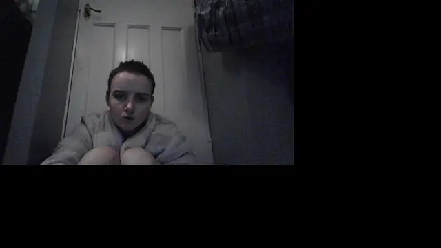 Snapshot of Amy01112 chatting on December 18, 2025, 12:55 pm Amy01112 online show from December 18, 2025, 12:55 pm