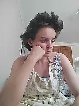 Snapshot of Amy01112 chatting on June 21, 2026, 2:30 pm Amy01112 online show from June 21, 2026, 2:30 pm