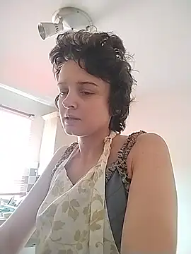Amy01112 online show from June 29, 2026, 2:28 pm