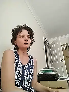 Amy01112 online show from August 8, 2026, 5:26 pm