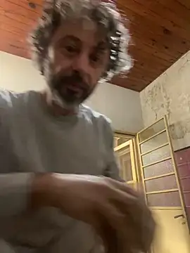 Snapshot of Petebulimia chatting on April 11, 2026, 2:54 pm Petebulimia online show from April 11, 2026, 2:54 pm